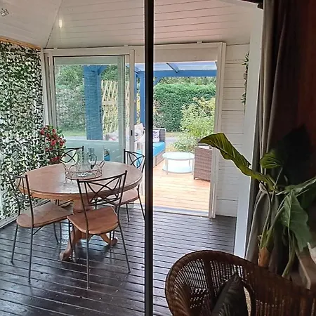 בית נופש Joli Exotique A Biscarrosse-lac *